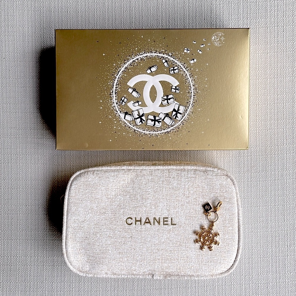 CHANEL limited edition holiday Cosmetic Pouch with snowflake charm